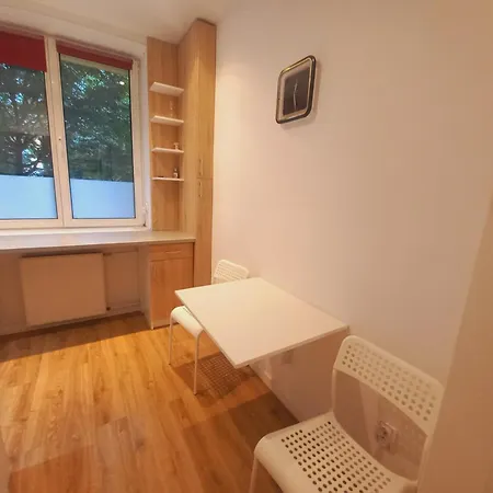 Metro Wiezbno Mokotów *