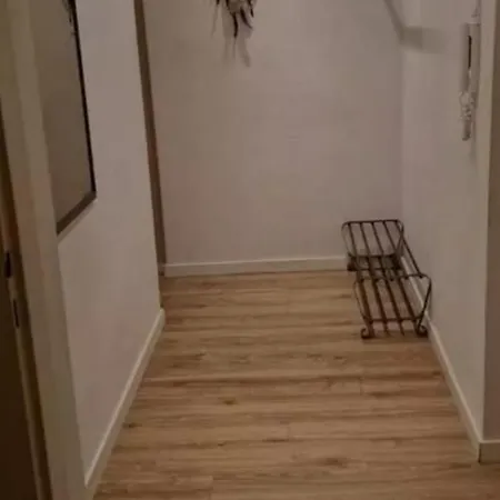 Metro Wiezbno Mokotów Apartamento *