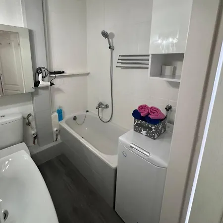 Appartement Metro Wiezbno Mokotow