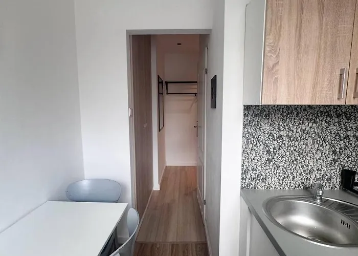 Metro Wiezbno Mokotow Appartement *